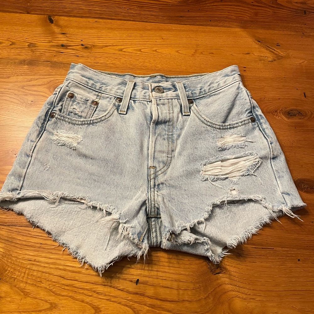 Levi’s 501 Original Fit High Rise Women Shorts